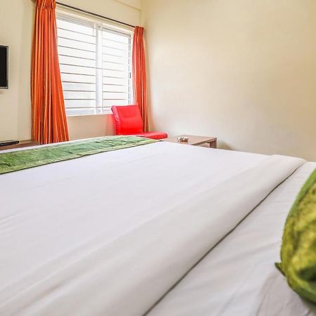 Hotel Treebo Trip Kapil Royalista Ludhiana Esterno foto
