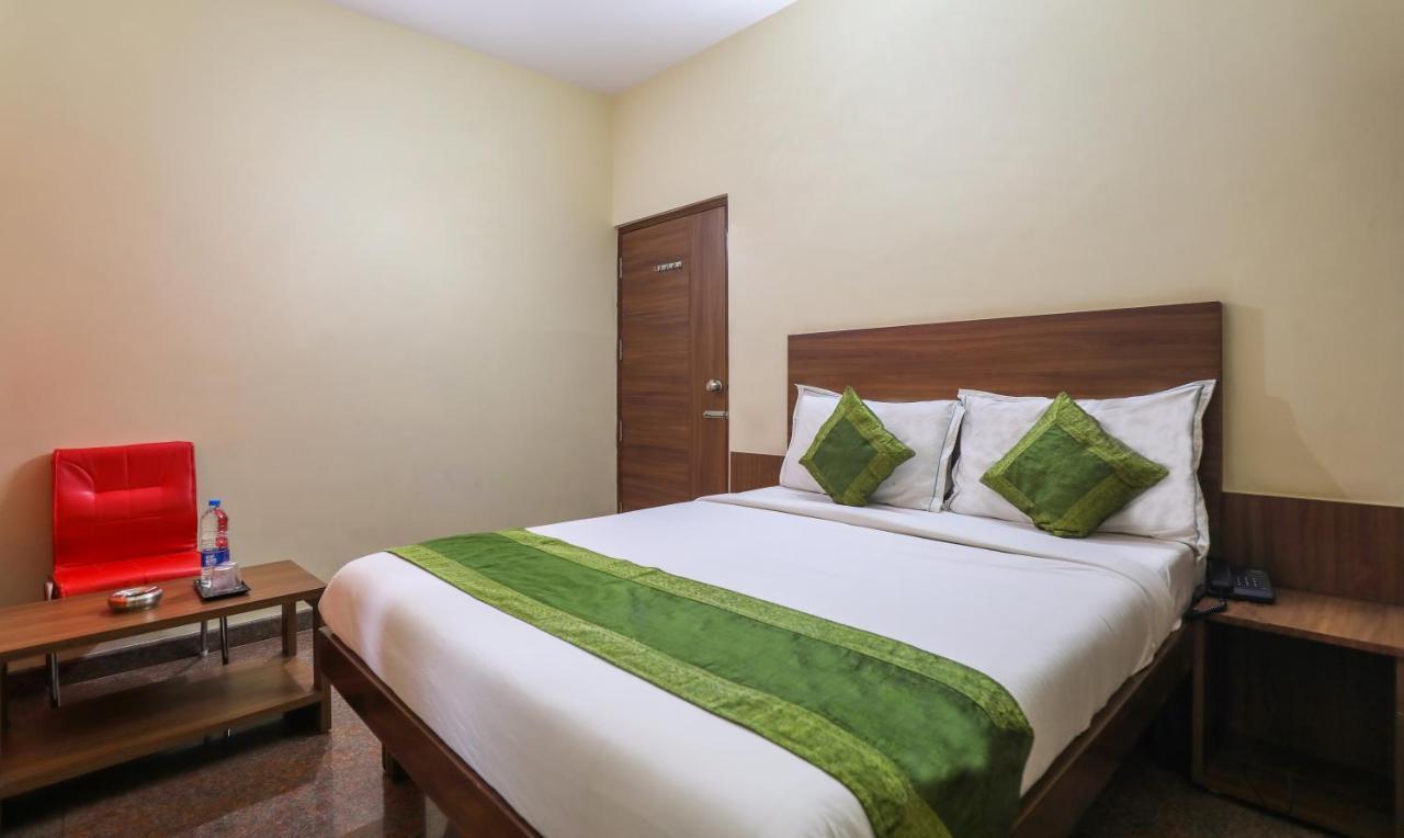 Hotel Treebo Trip Kapil Royalista Ludhiana Esterno foto