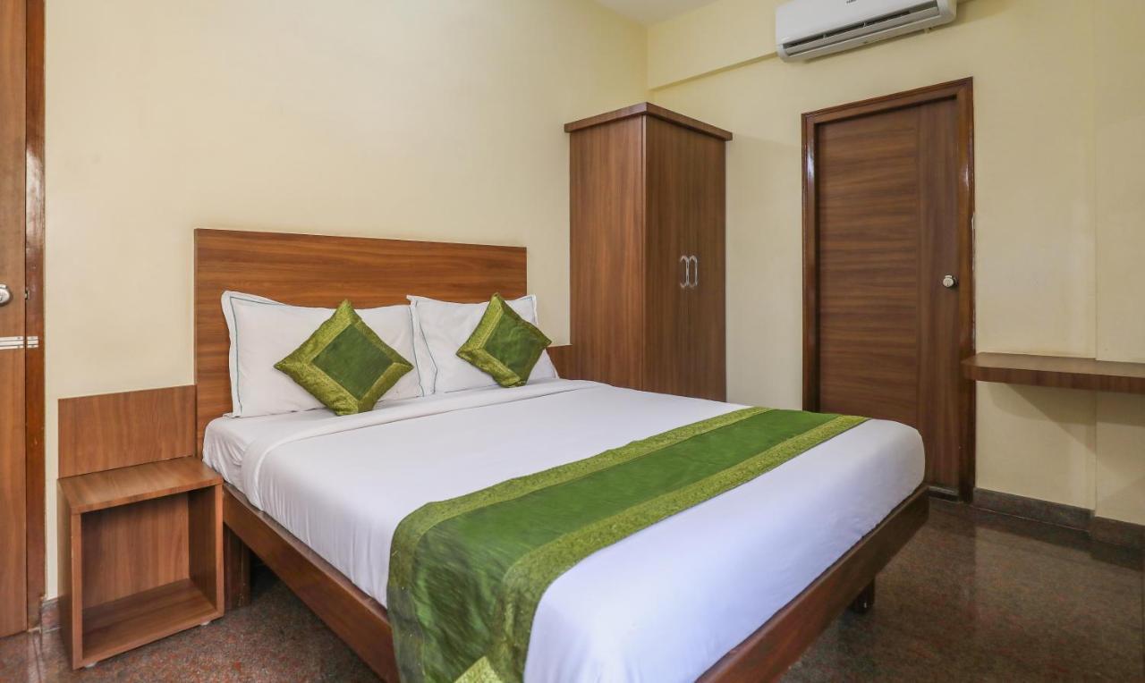 Hotel Treebo Trip Kapil Royalista Ludhiana Esterno foto